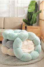 Pet Bed Mat New Pet Soft Dog Cat Blanket  Flower Shaped Doghouse - Image 2