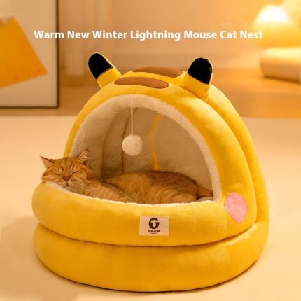 Four Seasons Cat Bed - Warm & Enclosed